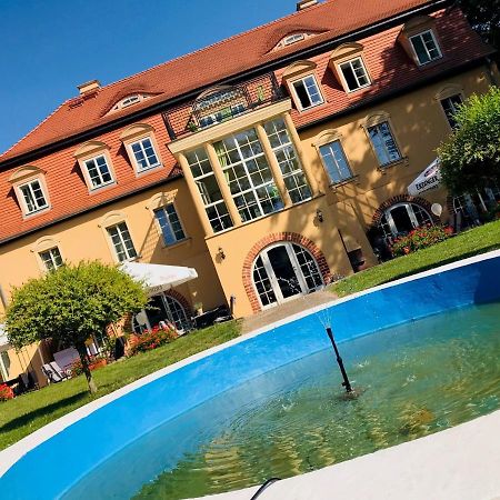 Schloss Zehdenick Hotel Ngoại thất bức ảnh