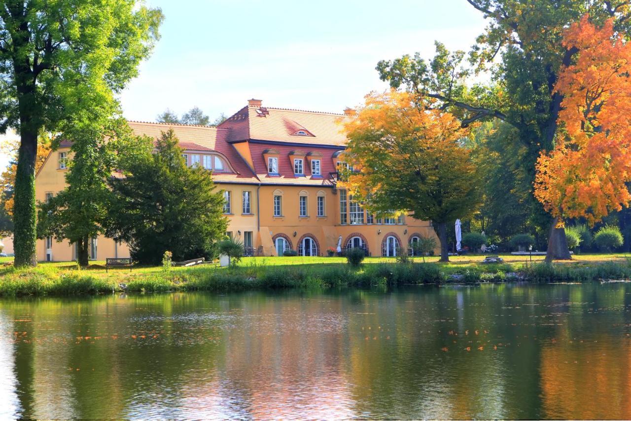 Schloss Zehdenick Hotel Ngoại thất bức ảnh